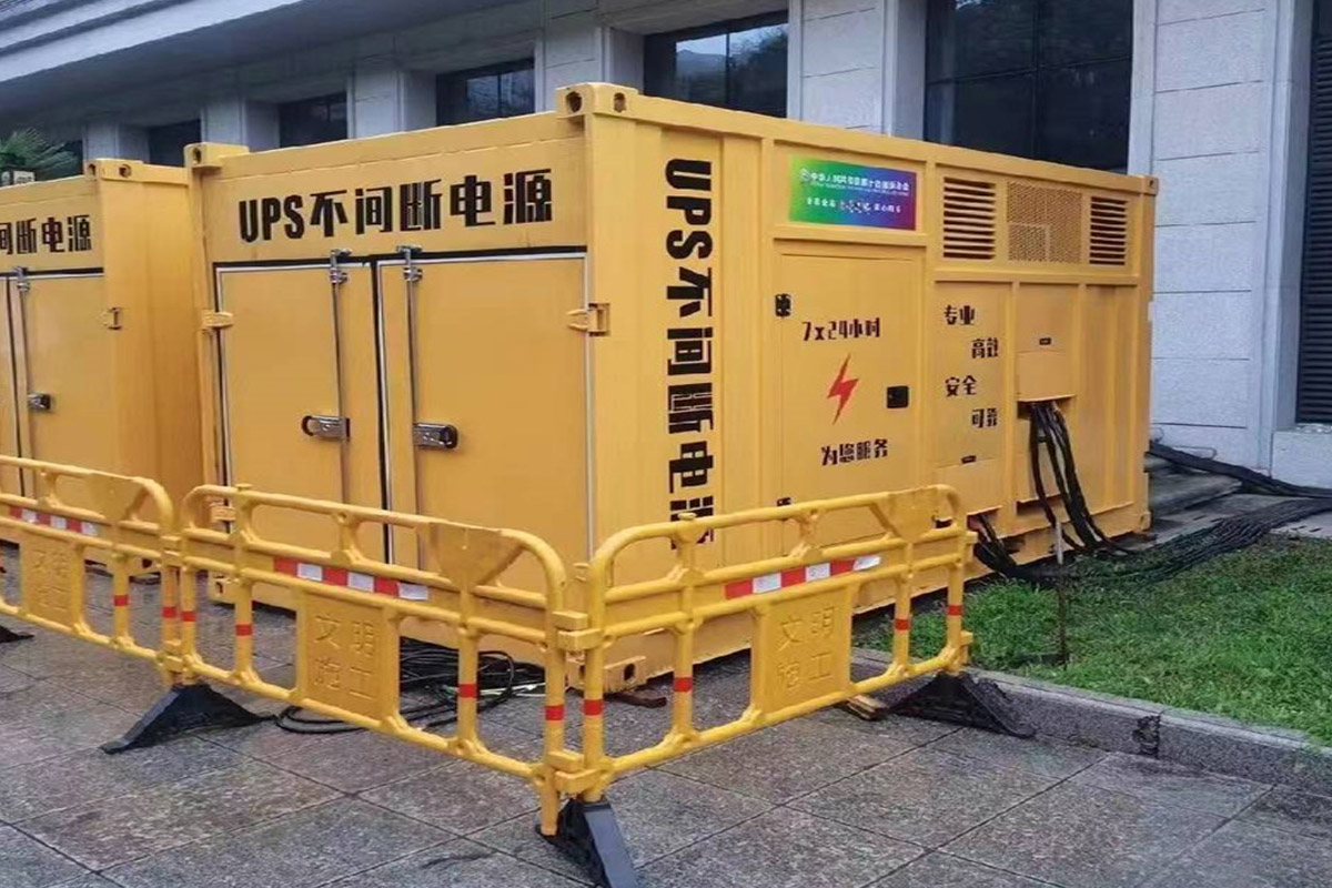 南坤镇发电机租赁施工现场